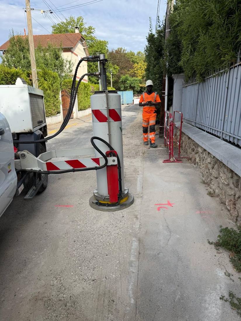 Essai à la dynaplaque sur trottoir